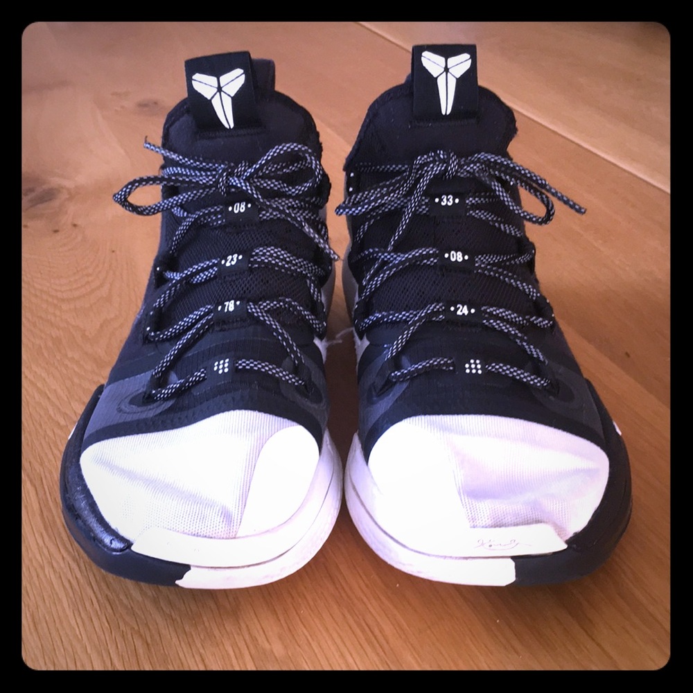 COPY - Nike Kobe AD White Toe